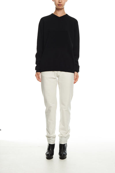 Andy Collection- 2.5D Square Detail Knitted V Neck Top- Black - Johan Ku Shop